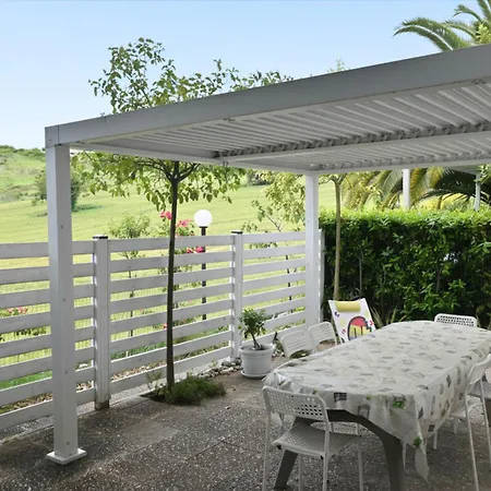Apartamento M463 - Marcelli, Bilocale Con Corte